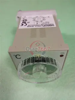 1X OMRON TEMPERATURE CONTROLLER E5C2-R40K 200-240VAC NEW