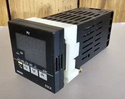 OMRON E5CK-AA1-500 DIGITAL CONTROLLER FREE SHIPPING