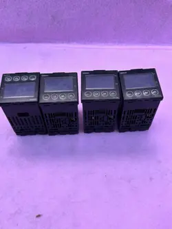 LOT OF 4.  OMRON E5CN-Q2HBT TEMPERATURE CONTROL CONTROLLER