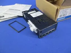 MINT OMRON E5GC-RX0A6M-000 DIGITAL TEMPERATURE CONTROLLER