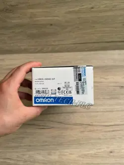 1PCS NEW OMRON V680S-HMD63-EIP READER/WRITER