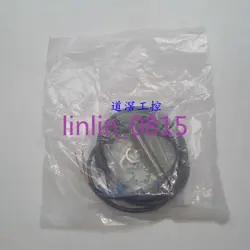 E2B-M12LS04-WZ-C1