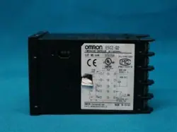 TEMPERATURE CONTROLLER E5CZ-Q2