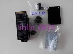 SENSOR E3JM-R4M4T-G