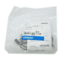 BRAND NEW IN BOX OMRON E3T-SR42 PHOTOELECTRIC SWITCH