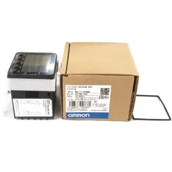 OMRON E5CC-RX2ASM-800 100-240VAC TEMPERATURE CONTROLLER NEW IN BOX NIB