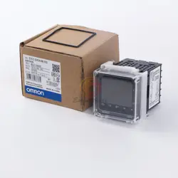 ONE OMRON E5CC-QX3A5M-000 DIGITAL TEMPERATURE CONTROLLER MULTI RANGE NEW