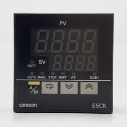 OMRON E5CK-QQ101 DIGITAL TEMPERATURE CONTROLLER 100-240VAC USED