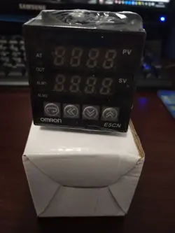 E5CN-R2MT-500