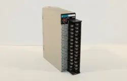 OMRON C200H-AD003 A/D UNIT