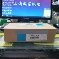 1PC NEW OMRON SERVO MOTOR R88M-U10030VA-S1 R88M-U10030VA-S1 FAST SHIP