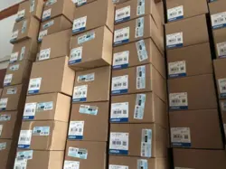 BOX VIA DHL