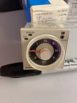 STOCK OMRON TIMER