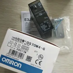 NEW OMRON E3JM-DS70M4-G