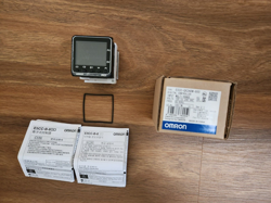 OMRON E5CC-QX2ABM-800 DIGITAL