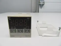 OMRON E5CSV-Q1KJ-W TEMPERATURE CONTROLLER / LINEUP