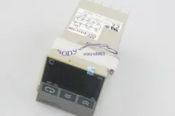 USED OMRON E5CS-Q1KJX-528
