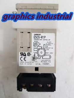 BOX OMRON E5CS-R1P