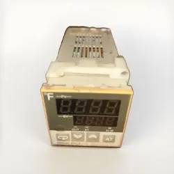 TEMPERATURE CONTROLLER E5CX.