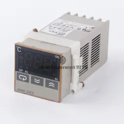 1PCS OMRON E5CS-R1KJX