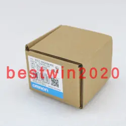 NEW IN BOX OMRON TEMPERATURE CONTROLLER E5CC-RX2ASM-800 100-240VAC