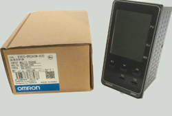 NEW OMRON E5EC-RR2ASM-820