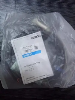 1PC OMRON E2E-X10ME1-Z