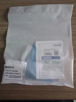 1PC OMRON E2A-M18KS08-M1-B1