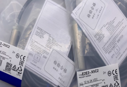 1PC OMRON E2E2-X5C2