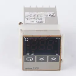 1PCS USED OMRON E5CS-R1KJX 100-240VAC TEMPERATURE CONTROLLER