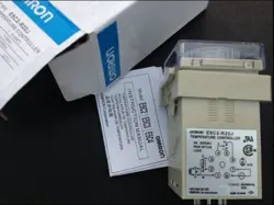 NEW OMRON E5C2-R20J E5C-2R20J TEMPERATURE CONTROLLER