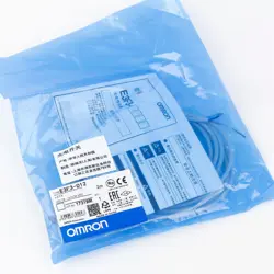 1 PACK BRAND NEW OMRON E3F3-D12 PHOTOELECTRIC SWITCH 12-24VDC E3F3-D12