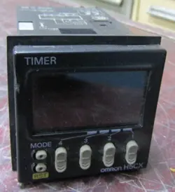 OMRON AMP