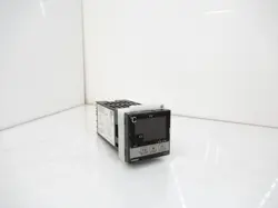 OMRON E5CJ-R2 TEMPERATURE