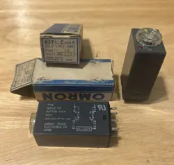 LOT OF 2 OMRON TIMER H3Y-2-US 10S 120VAC
