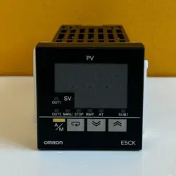 OMRON E5CK-AA1-500 -200C~2300C