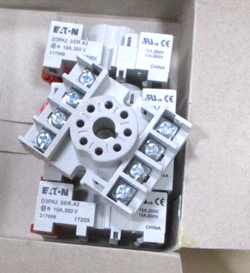 EATON D3PA2 RELAY BASE D3-2 POLE SOCKET 10A 300 VOLT LOT OF 5 PIECES A8697HI