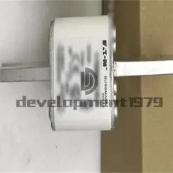ONE NEW EATON BUSSMANN 170M5712 FUSE