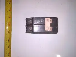 EATON C.B. 2 POLE UNIT TYPE CH CLASS CTL 120/240V