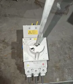 EATON NZM DISCONNECT