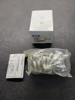 C351KD62R FUSE CLIP