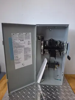 EATON DG233NRB