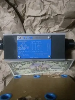 VICKERS VALVE 867332
