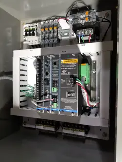 ENCLOSED METER PXM6051A1BB