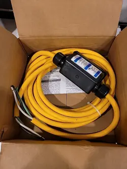30A 120V MAN