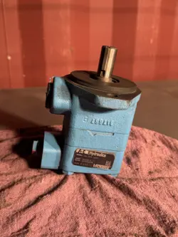 EATON HYDRAULICS V10-1P4P-1C20