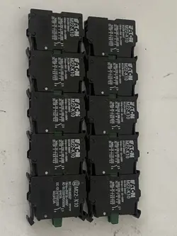 LOT OF 10 EATON M22-K10 CONTACT BLOCK