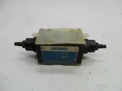 NEW EATON VICKERS DGMFN-3-Y-A2W-B2W-41 FLOW CONTROL VALVE 694412