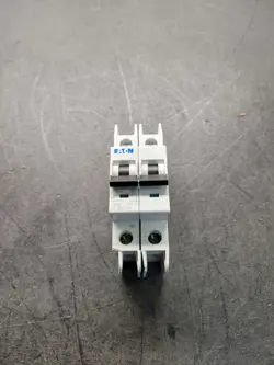 EATON FAZ-C5/2NA CIRCUIT BREAKER.