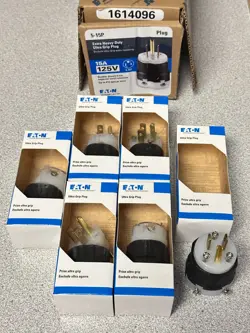 PLUGS 15A